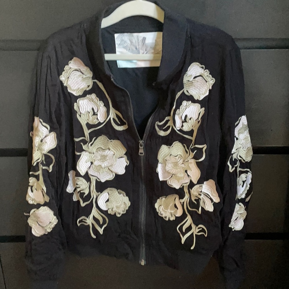 Kimchi Blue Molly Embroidered Bomber Jacket XS